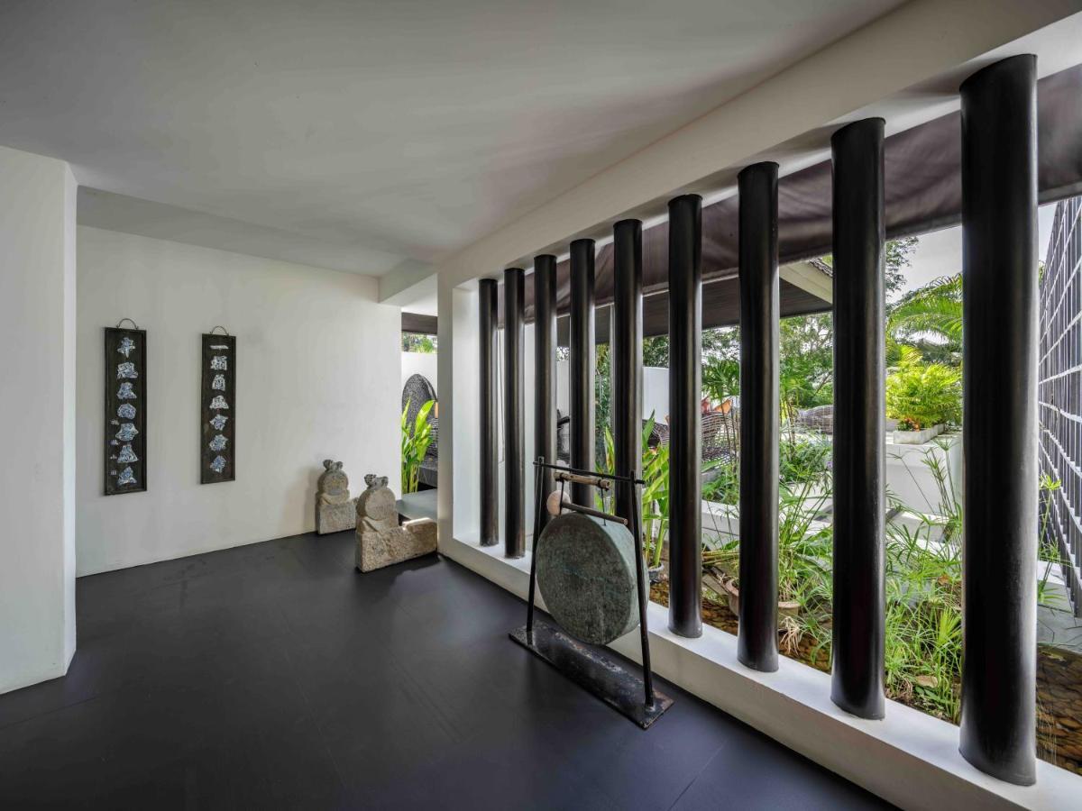 Villa Yang, Private Oceanfront Villa, Kamala Beach Extérieur photo